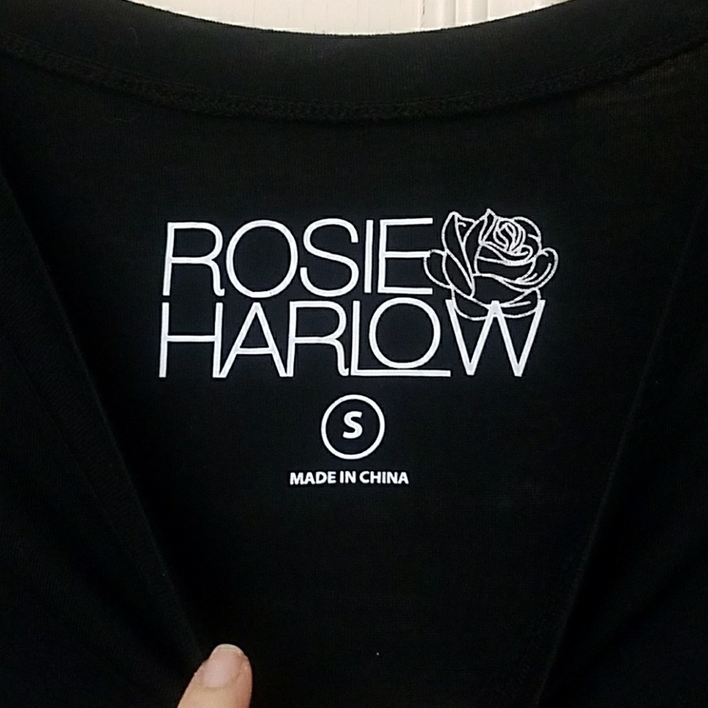 Rosie Harlow | Graphic Tee Tank small - Picture 4 of 5